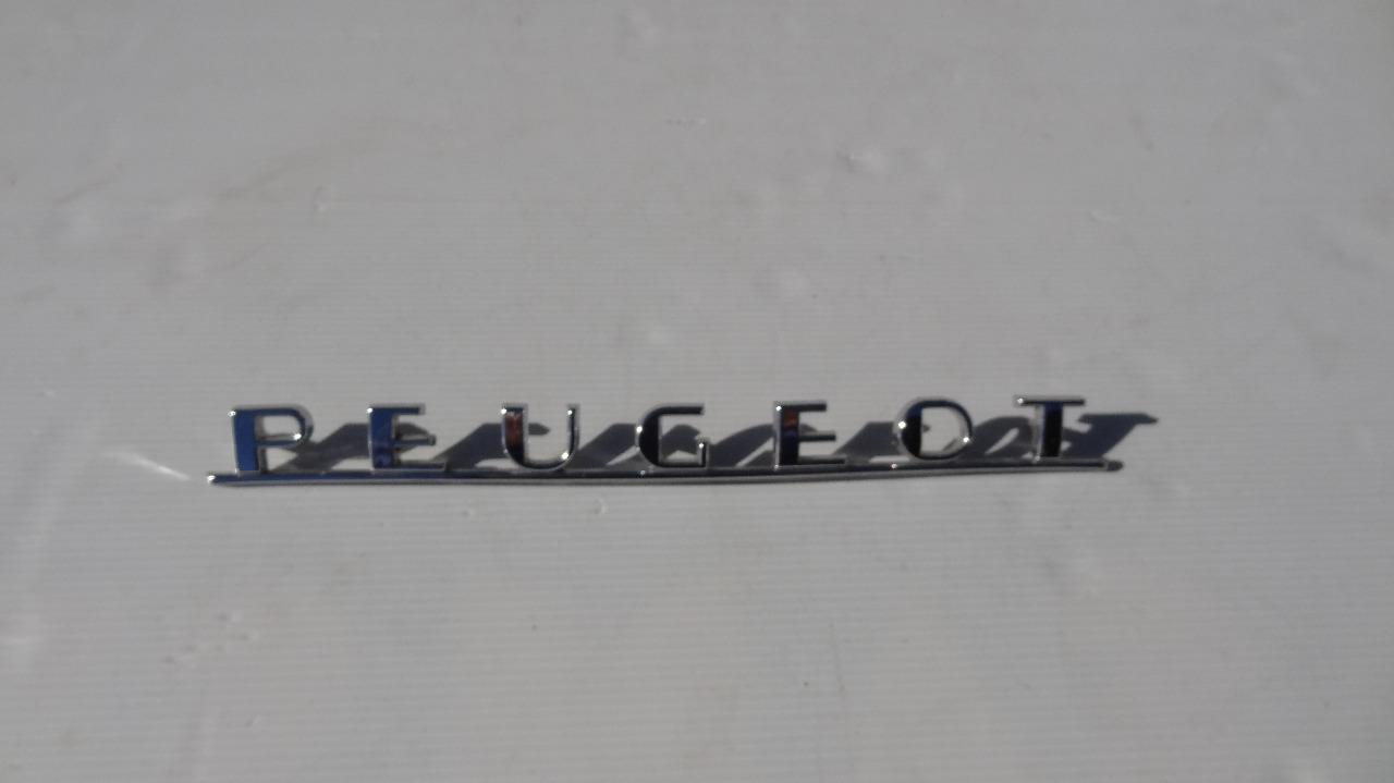 Emblème PEUGEOT 504 coupé LesAnciennes.com