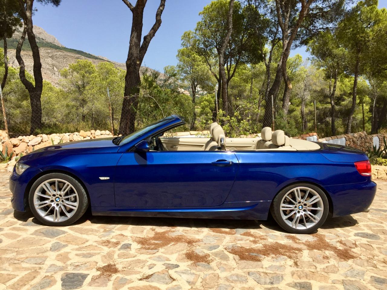 BMW 330 ia cabriolet LesAnciennes.com