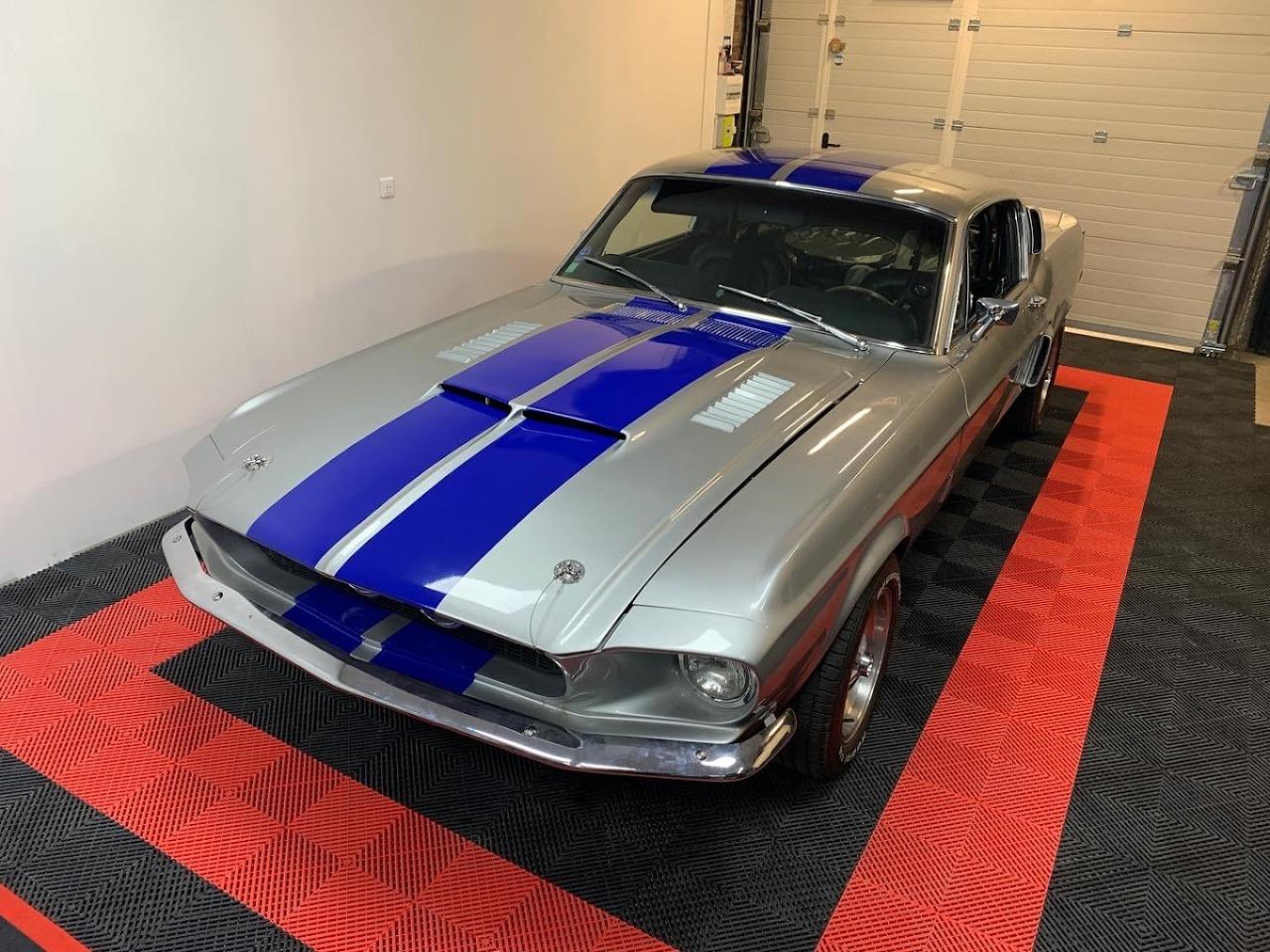 FORD Mustang GT350 ShelbyTribute - 1967 LesAnciennes.com