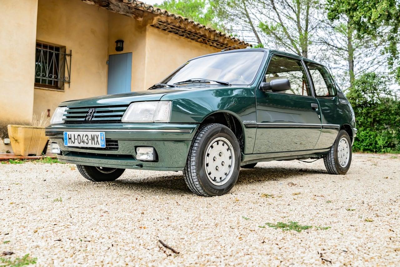 1990 Peugeot 205 Roland Garros LesAnciennes.com