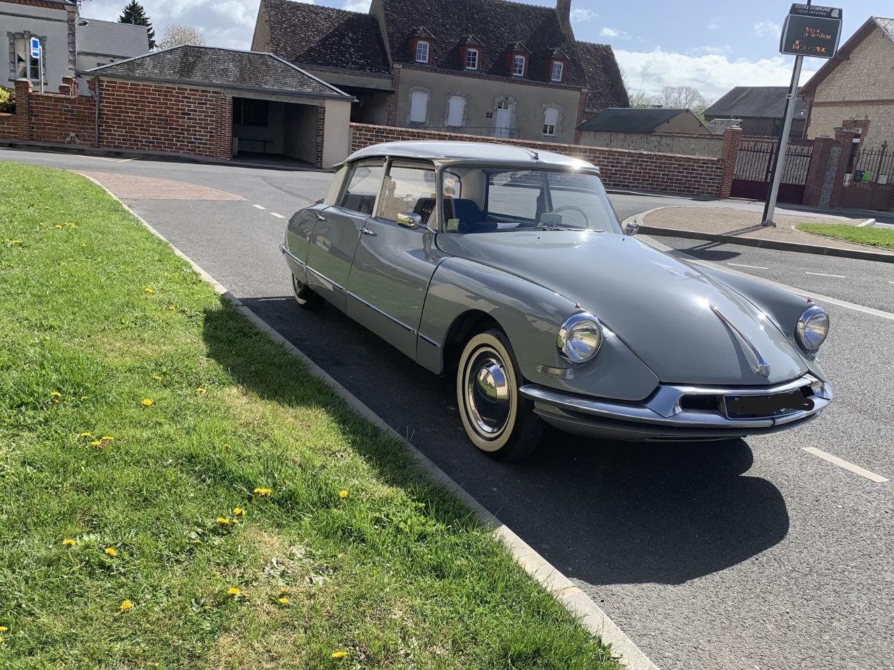 CITROEN DS ID Confort - 1959 LesAnciennes.com