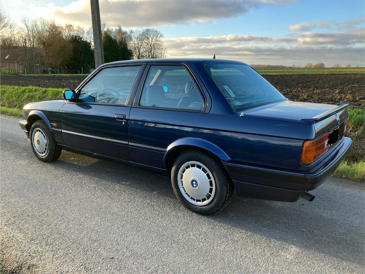 BMW 316 - 1990 LesAnciennes.com