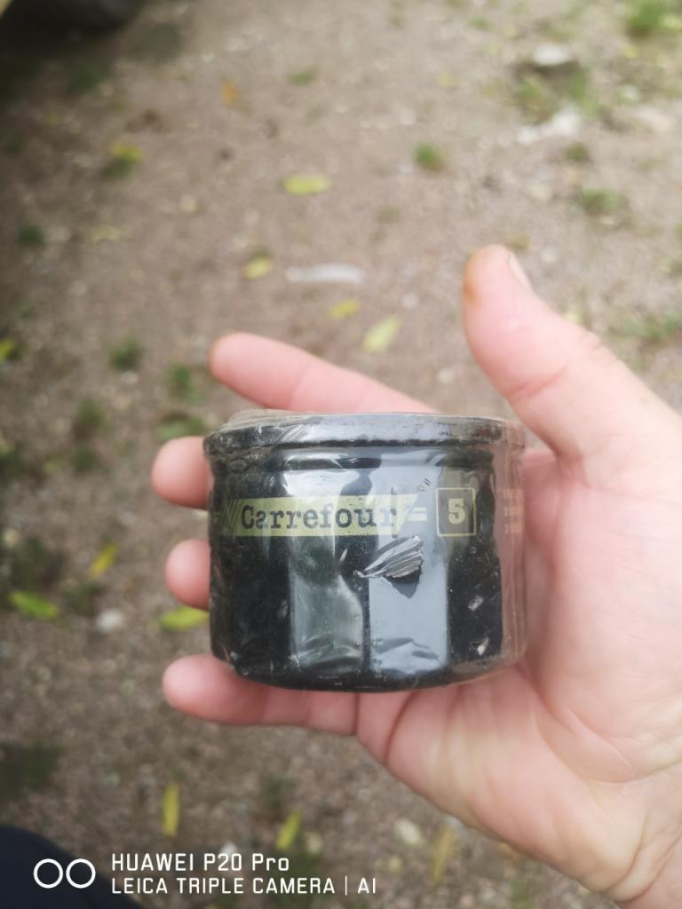 Filtre à huile RENAULT 4 (R4) LesAnciennes.com