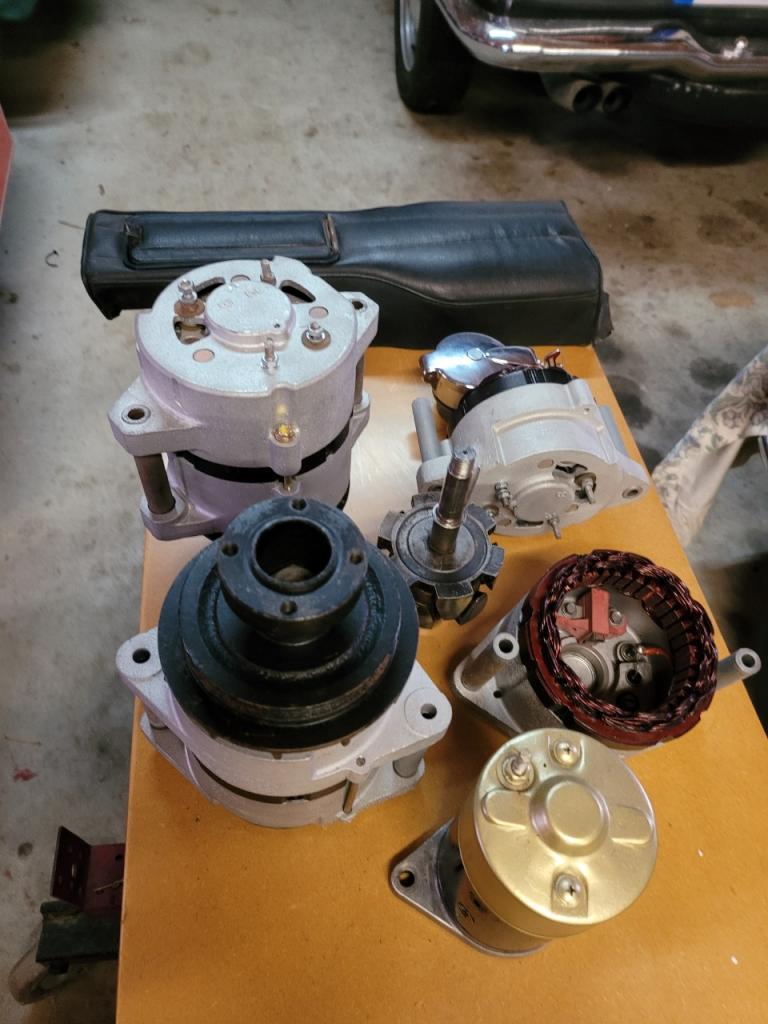 Lot de pièces HONDA S800 LesAnciennes.com