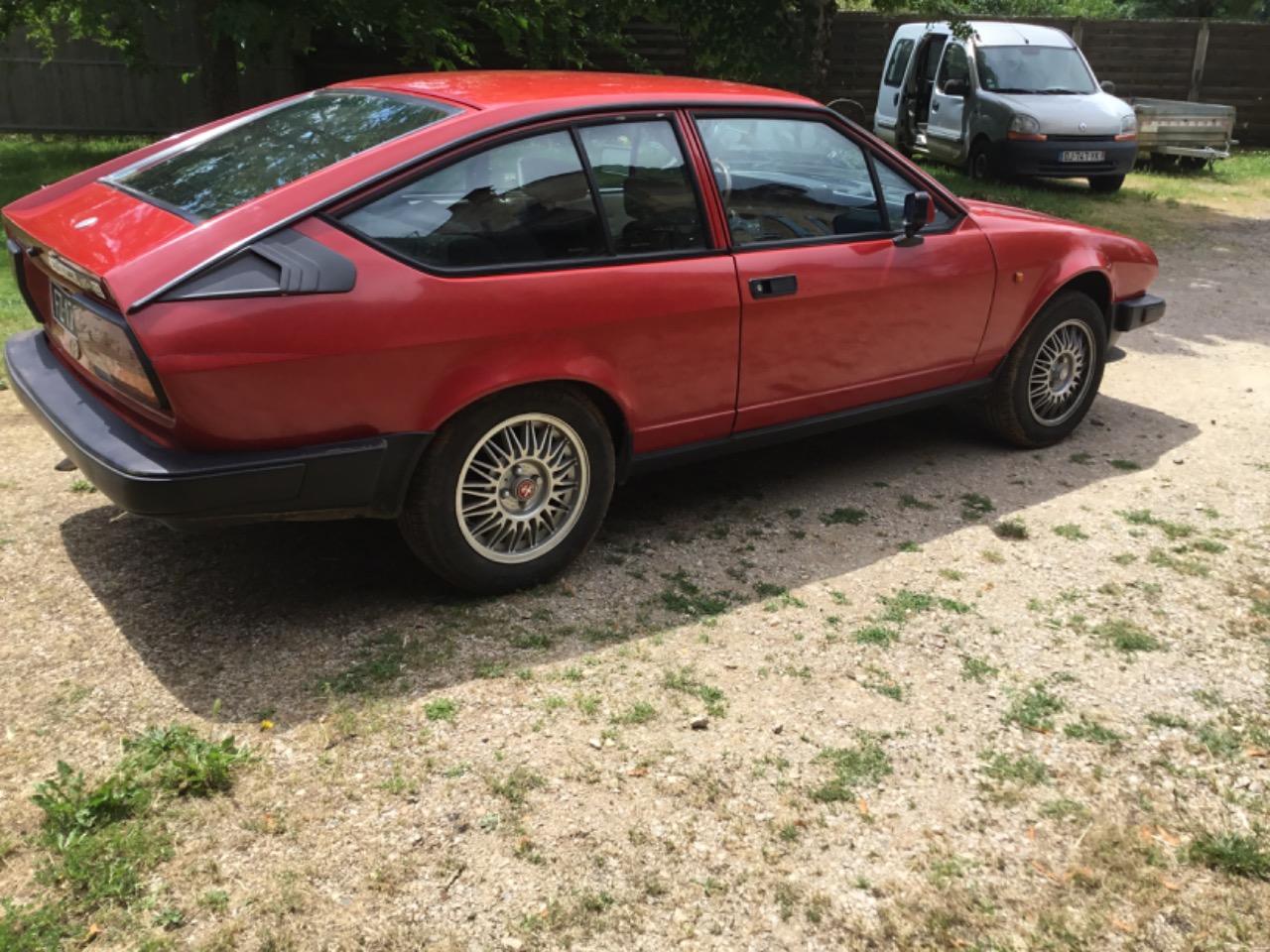 ALFA ROMEO GTV - 1982 LesAnciennes.com