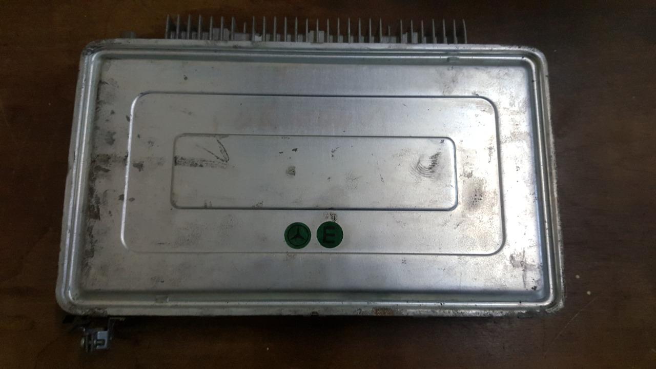 Calculateur d'injection MERCEDES 250 CE LesAnciennes.com