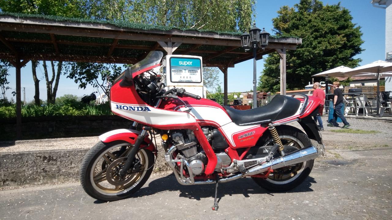 HONDA CB 900 F Bol D'or - 1980 LesAnciennes.com