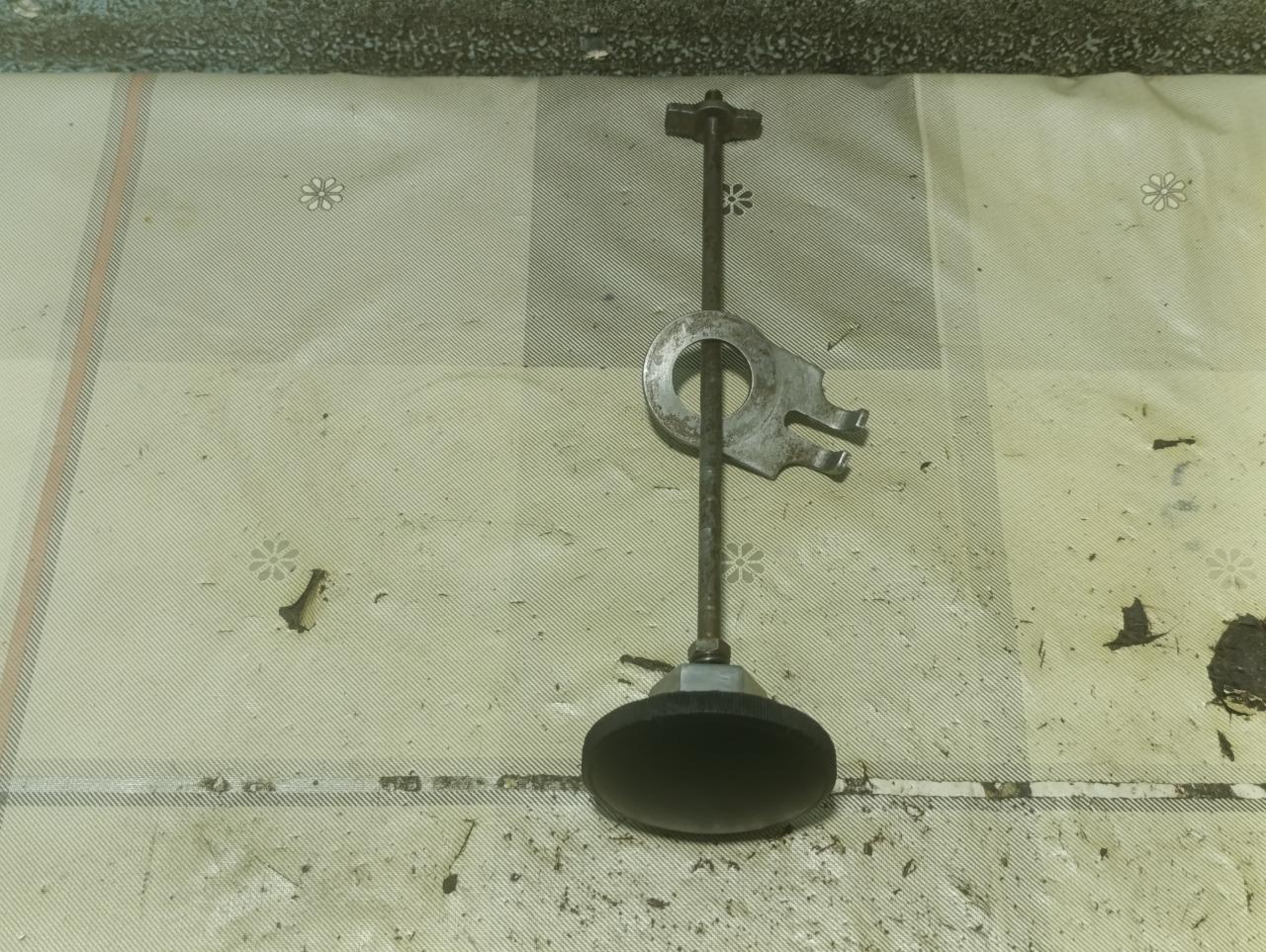 Frein de direction Ducati 125, 160, 175, 200, 250 LesAnciennes.com