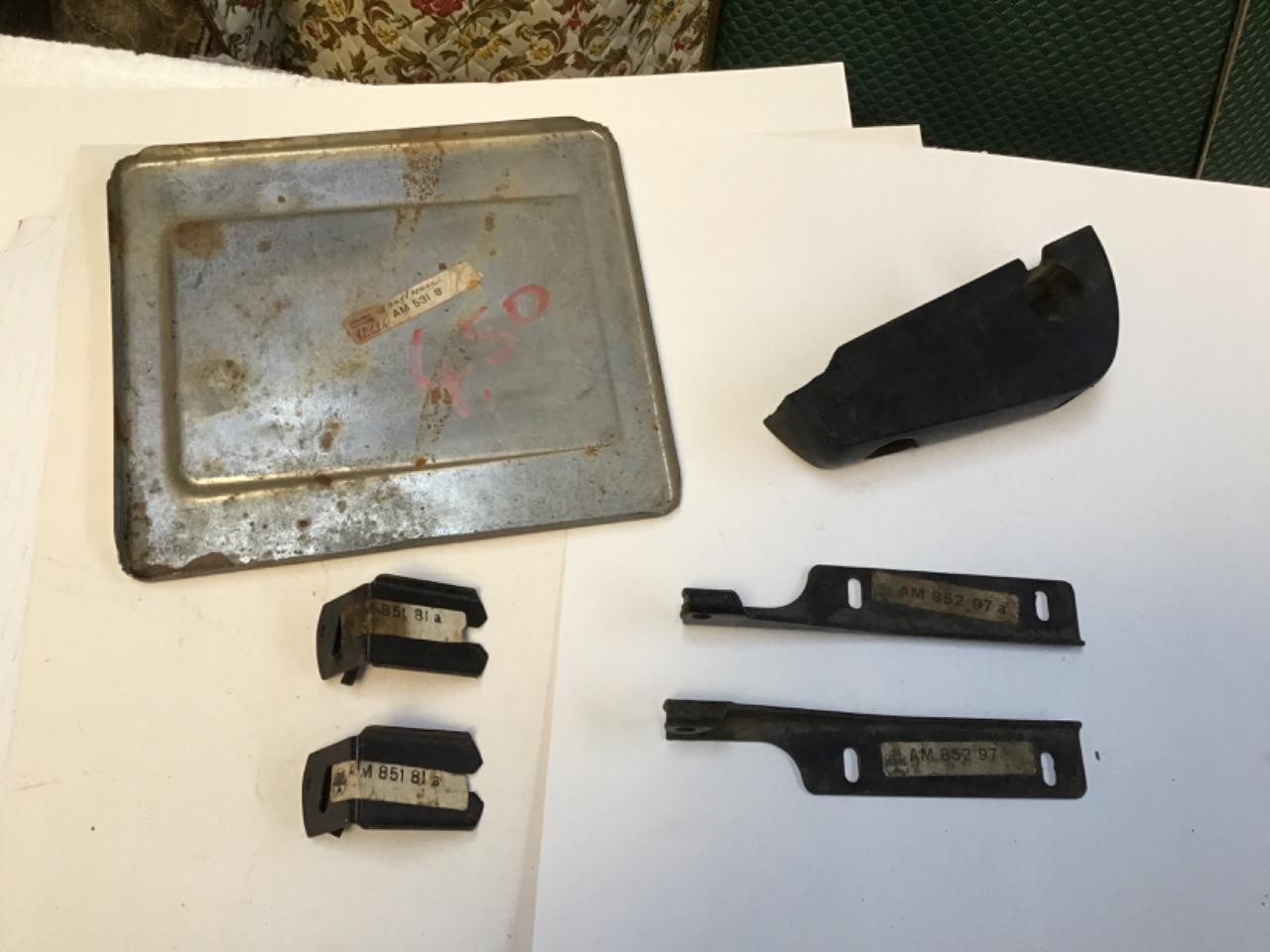 SUPPORTS CITROEN Ami 6/8 LesAnciennes.com