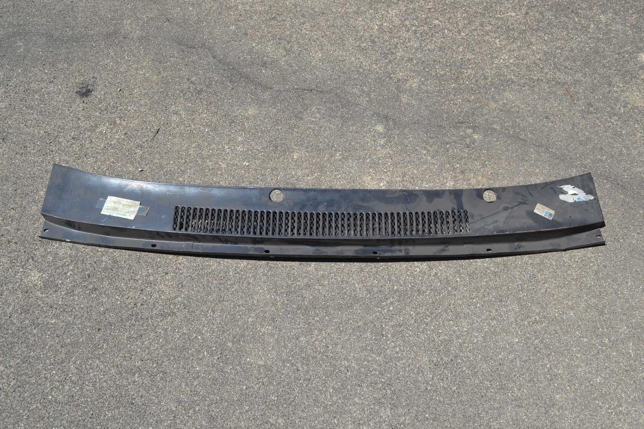 Tôle d'auvent MATRA Rancho, neuve d'origine LesAnciennes.com