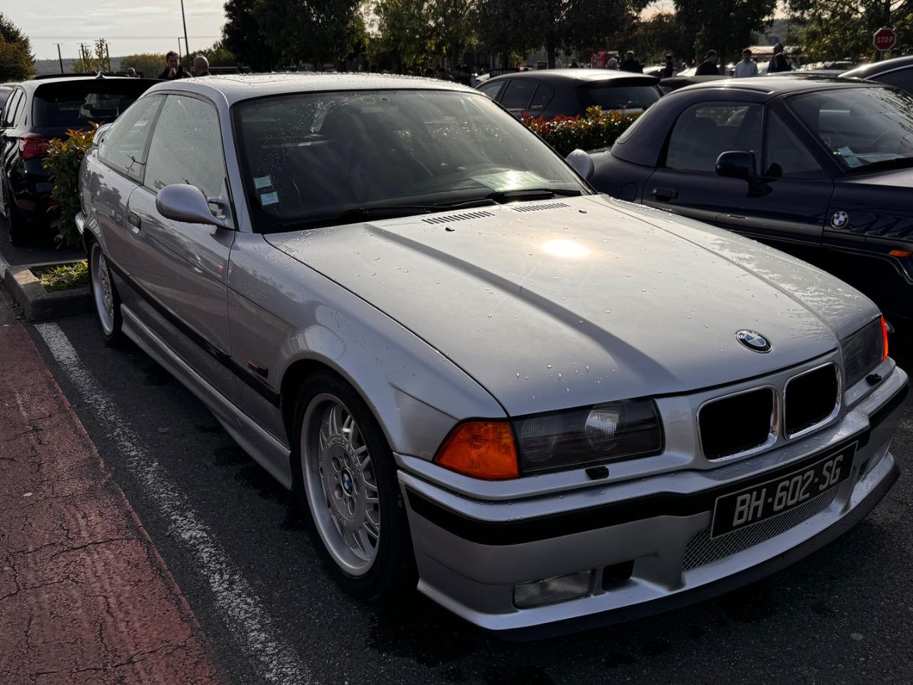 BMW M3 E36 - 1993 LesAnciennes.com