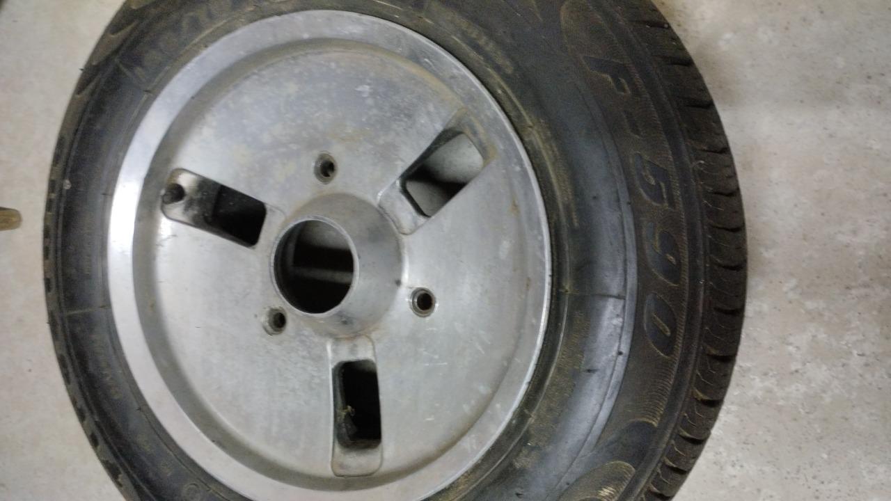 Jantes bobine 13" ALPINE RENAULT A310 LesAnciennes.com