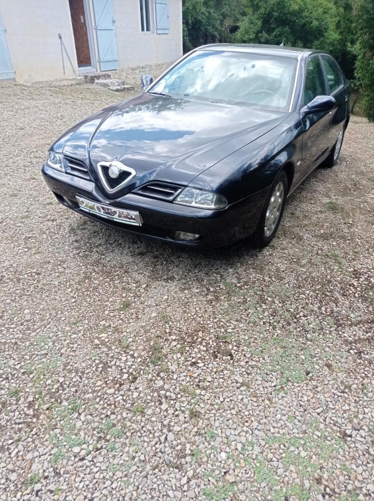 ALFA ROMEO 166 2l twin spark berline 155ch - 1999 LesAnciennes.com