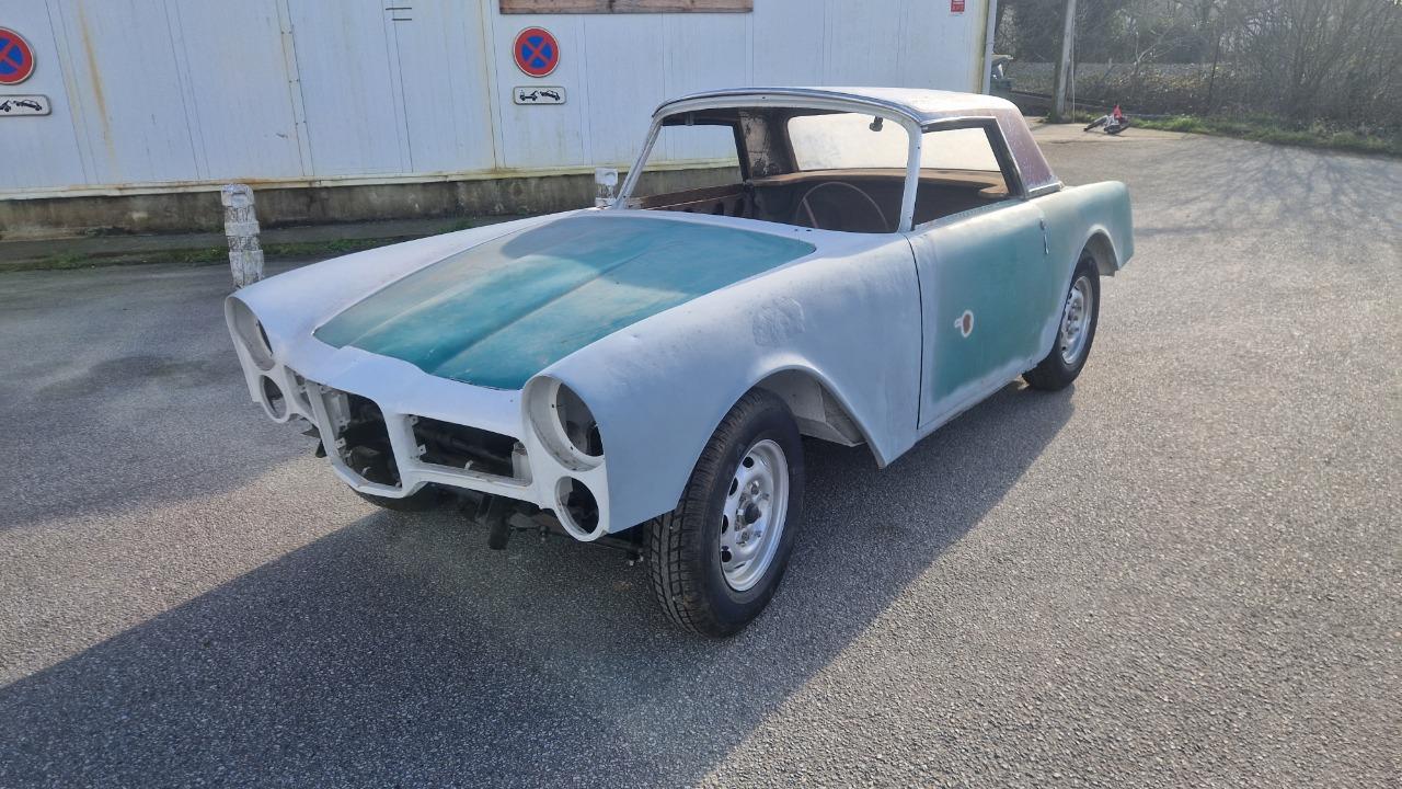 FACEL VEGA Facellia - 1960 LesAnciennes.com