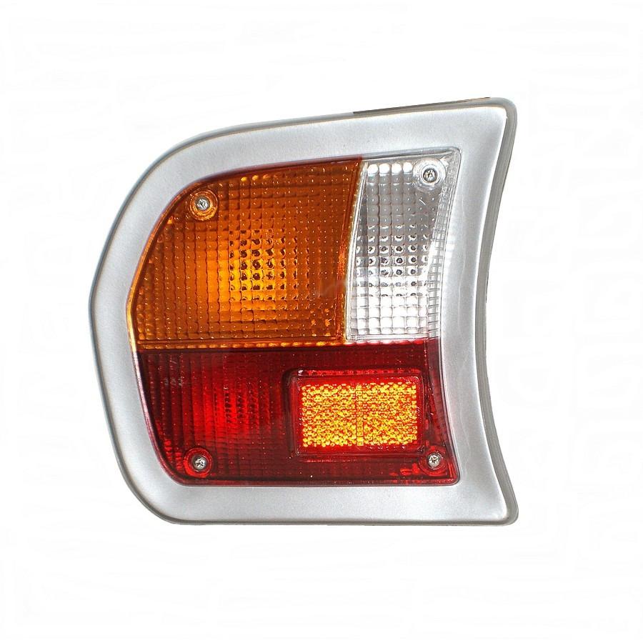 Feu arrière gauche PEUGEOT 504 LesAnciennes.com