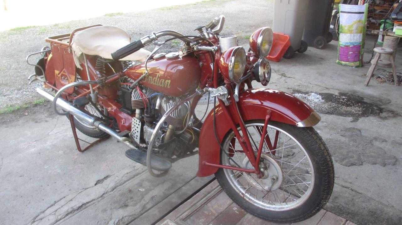 INDIAN Scout 741 B - 1941 LesAnciennes.com