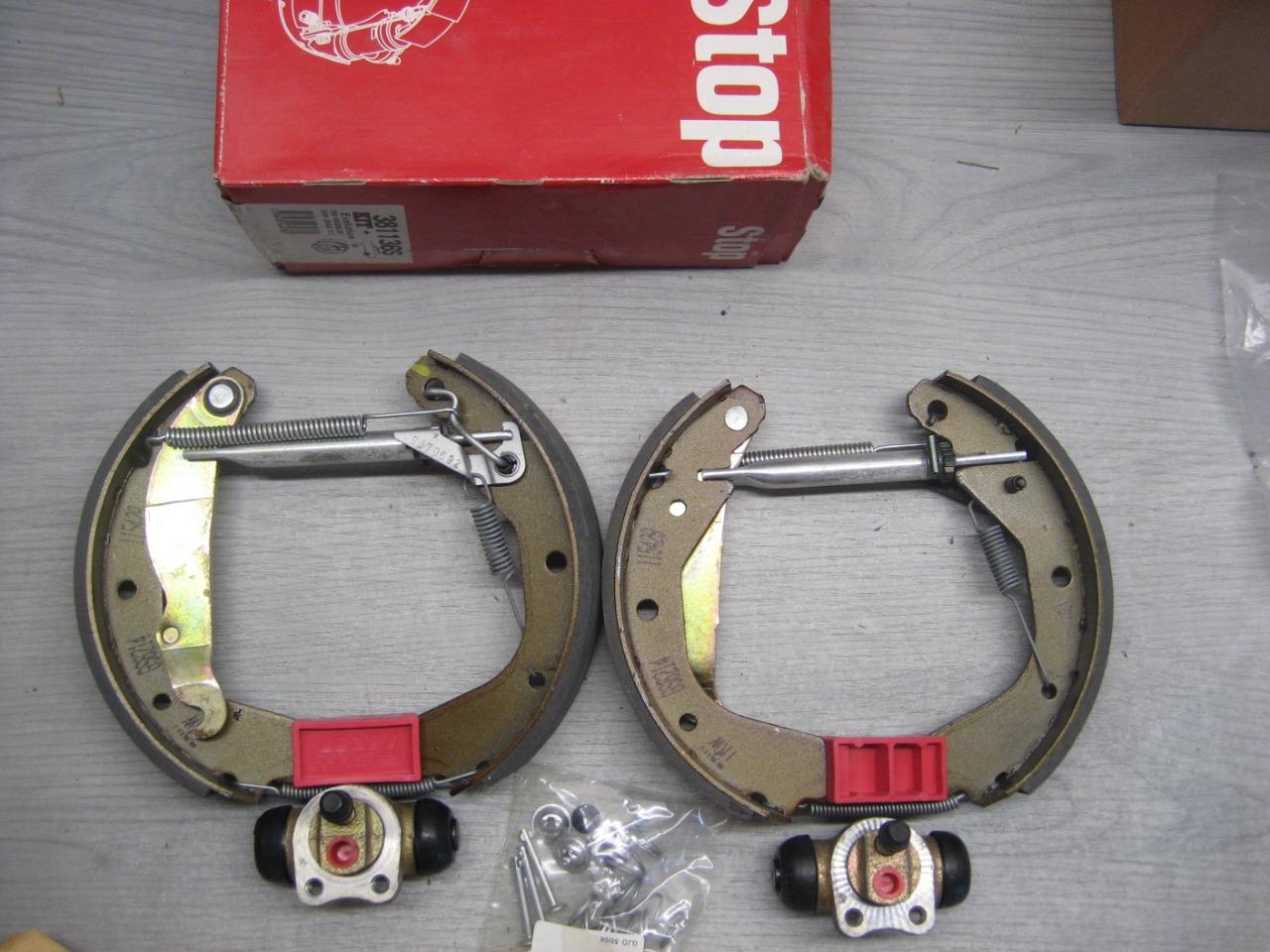 KIT DE FREIN ARRIERE OPEL CORSA A LesAnciennes.com