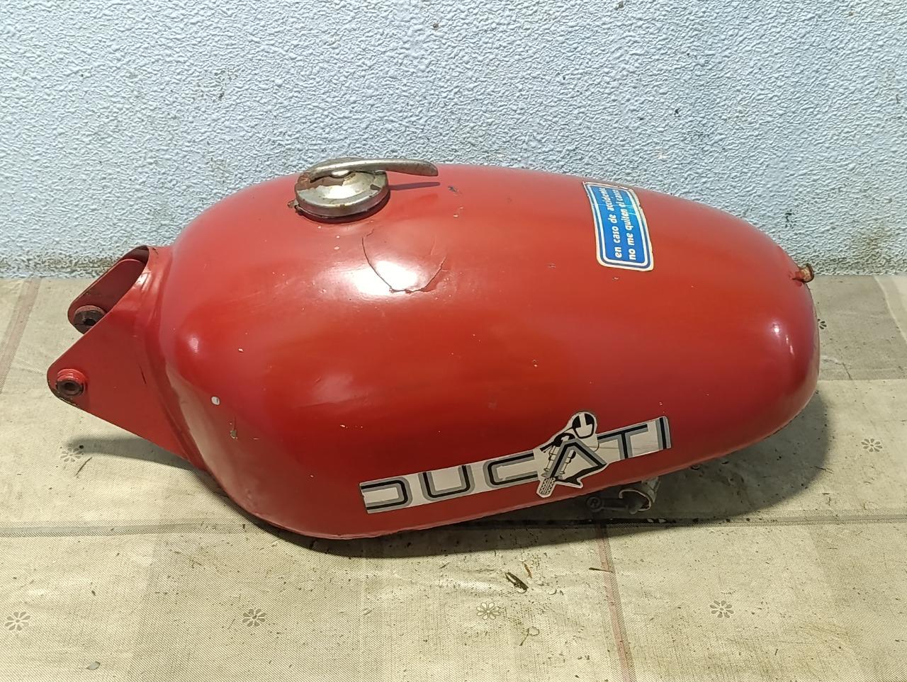 Réservoir Ducati Scrambler 250, 350, 450 LesAnciennes.com