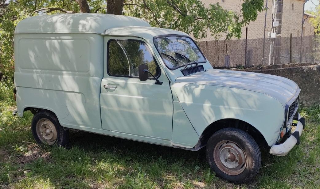 RENAULT 4L (R4L) F4 - 1982 LesAnciennes.com