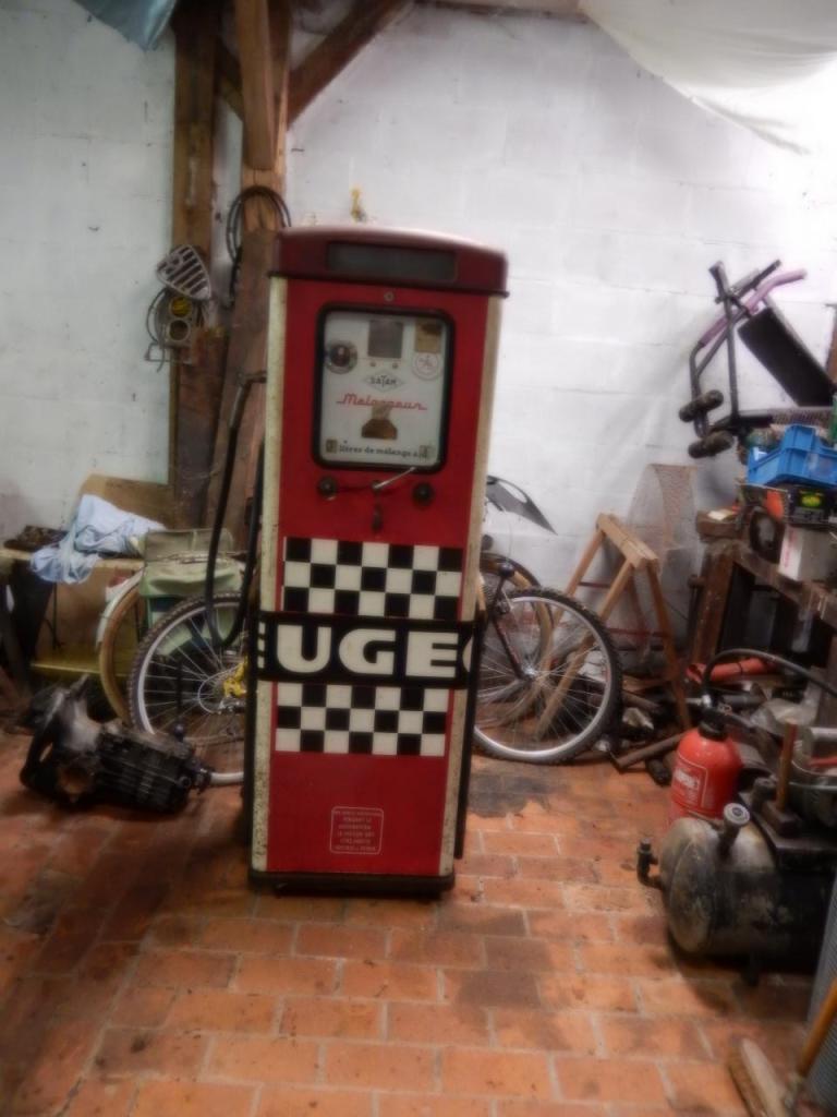 Vends pompe SATAM LesAnciennes.com