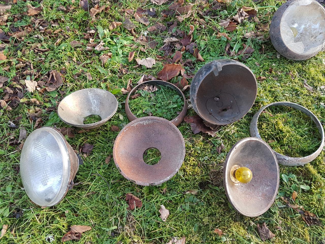 Phares CITROEN Traction LesAnciennes.com