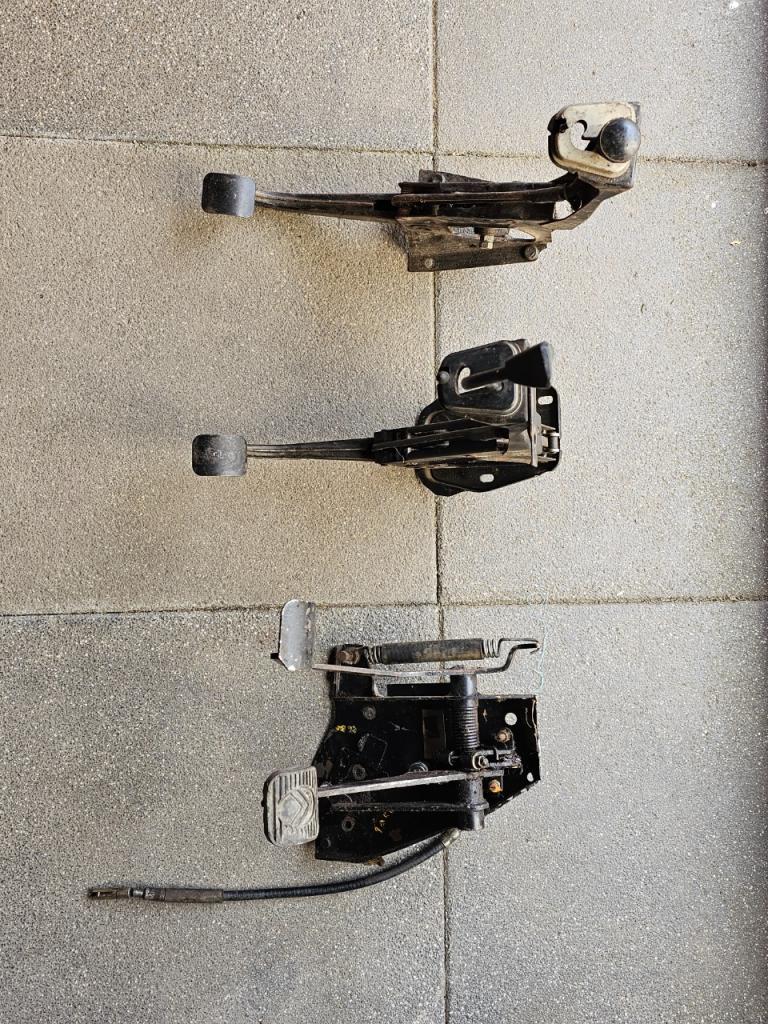 Commande frein parking CITROEN DS LesAnciennes.com