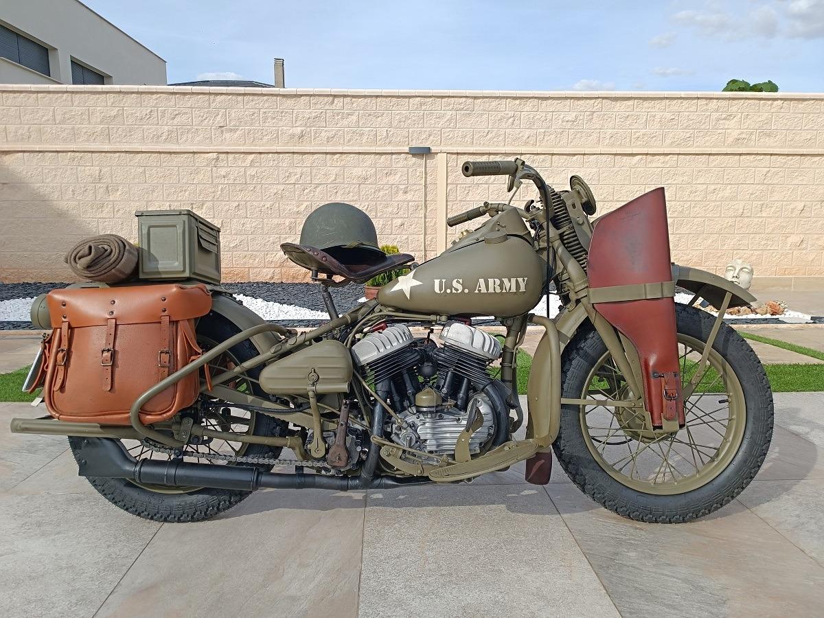 HARLEY DAVIDSON WLA - 1942 LesAnciennes.com