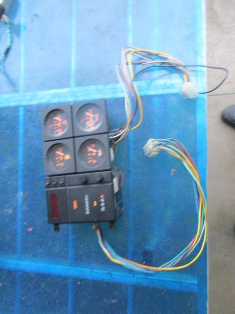 Jauges pour Ferrari Mondial 3.2 Qv LesAnciennes.com