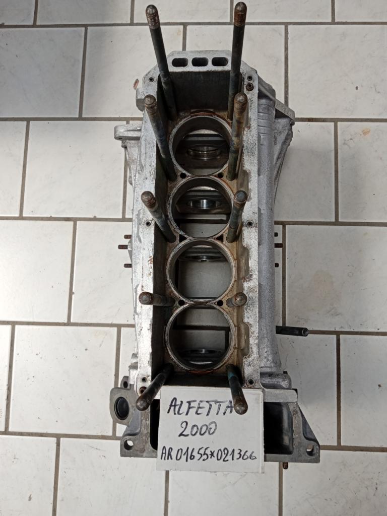 Bloc moteur Alfa Romeo Alfetta 2000 LesAnciennes.com