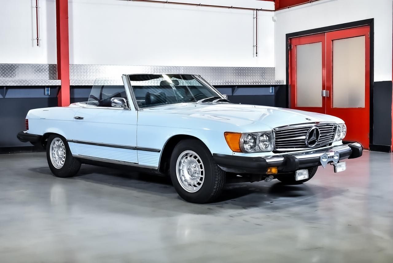 1975 Mercedes-Benz 450SL (R107) LesAnciennes.com