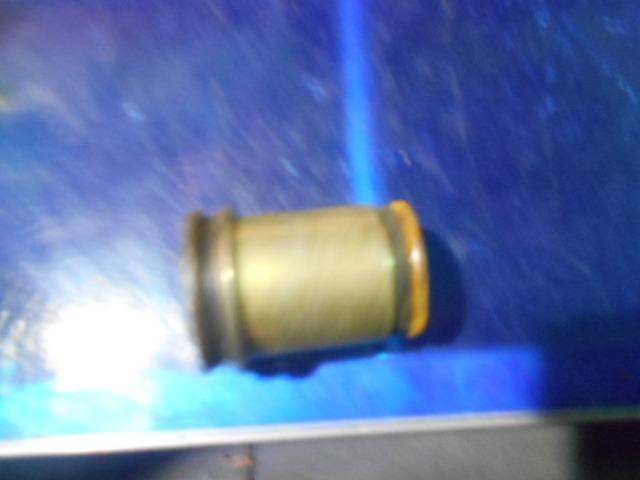 Silent block de bras suspension De Tomaso Pantera LesAnciennes.com