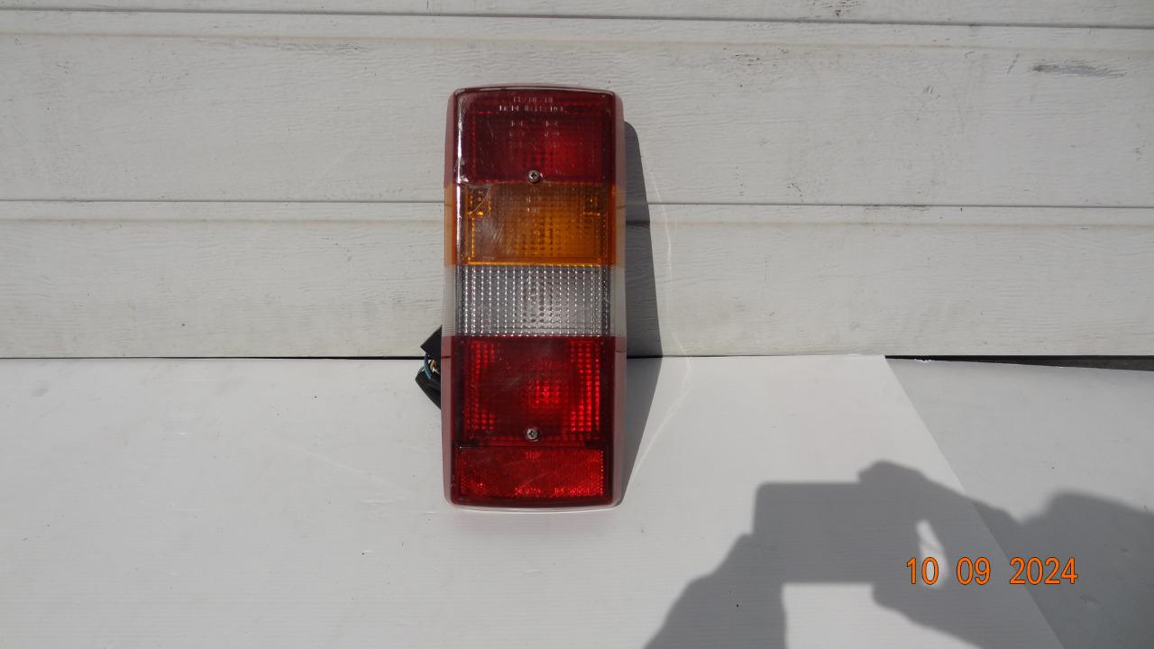 Feu AR RENAULT Master LesAnciennes.com