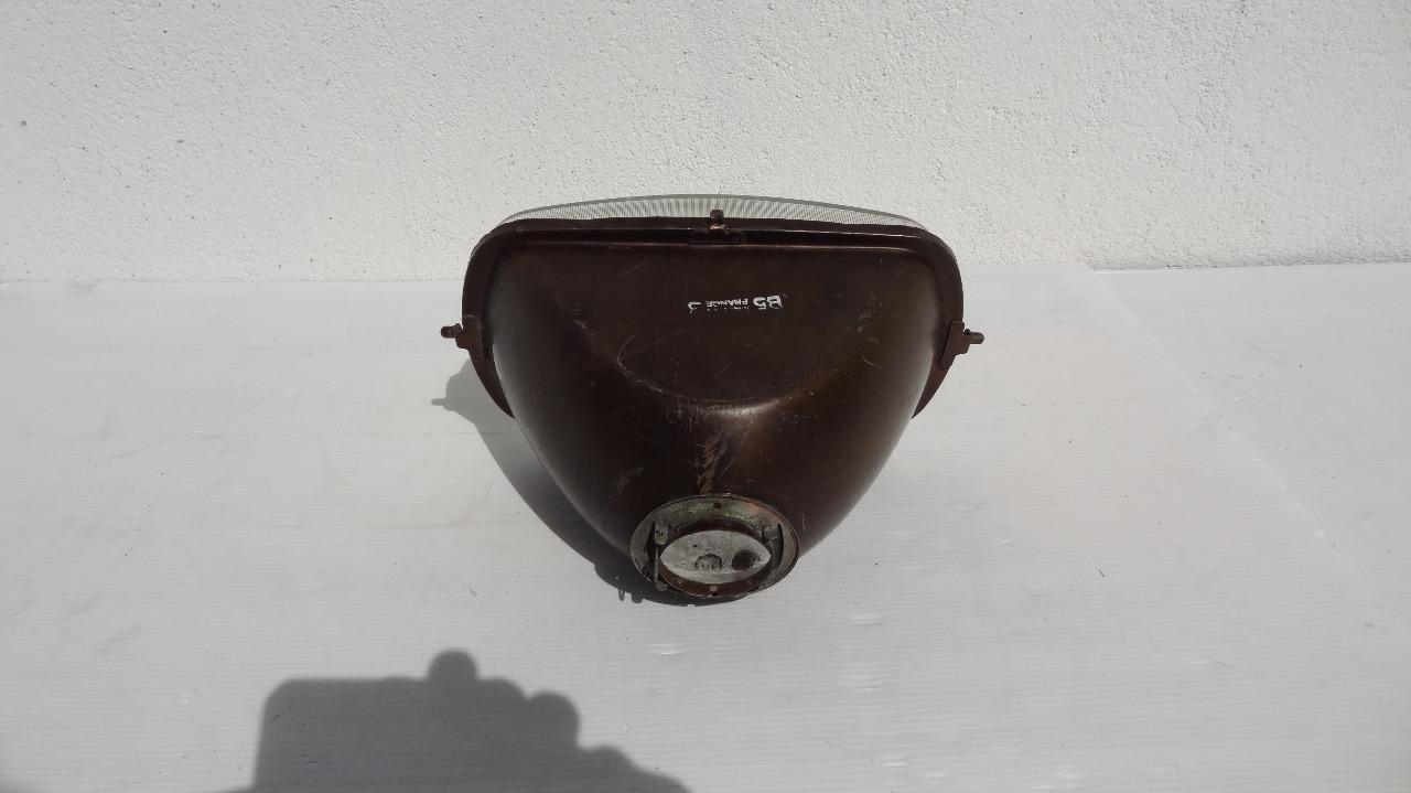 Phare CITROEN Ami 8 LesAnciennes.com