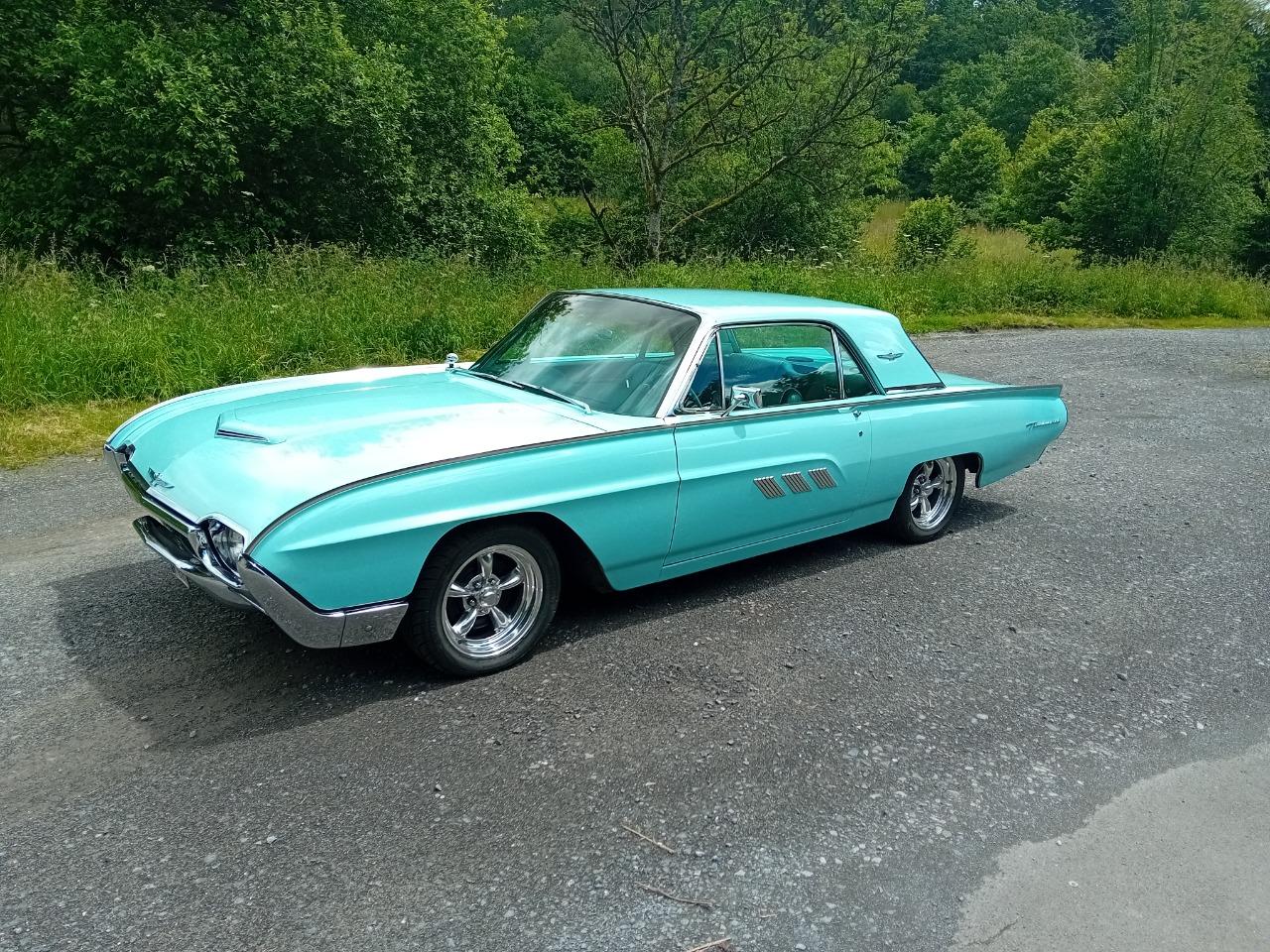 TIN WIZARD(Allemagne): FORD THUNDERBIRD coupé Hard-top 1963 Rouge - 1/43 - RARE