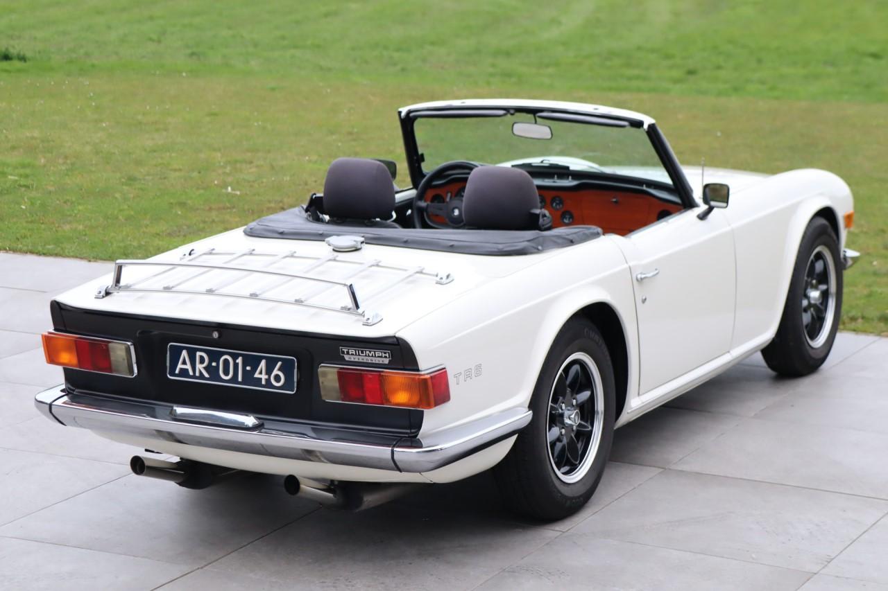 TRIUMPH TR6 Overdrive - 1970 LesAnciennes.com
