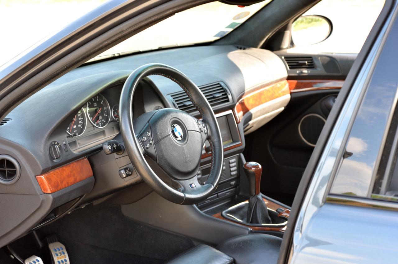 BMW M5 E39 - 2000 LesAnciennes.com