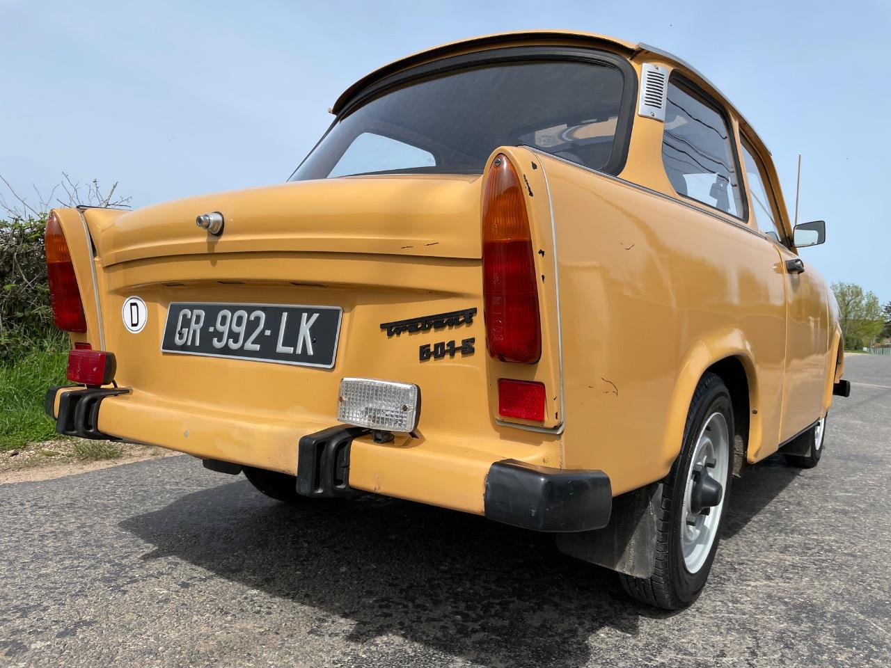 TRABANT 601 - 1986 LesAnciennes.com