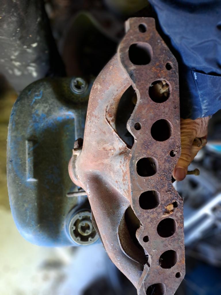 Pipe admission RENAULT 8 (R8) LesAnciennes.com