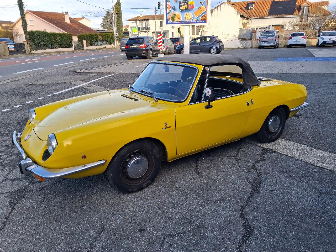 FIAT 850 Spider 0.9 - 1971 LesAnciennes.com