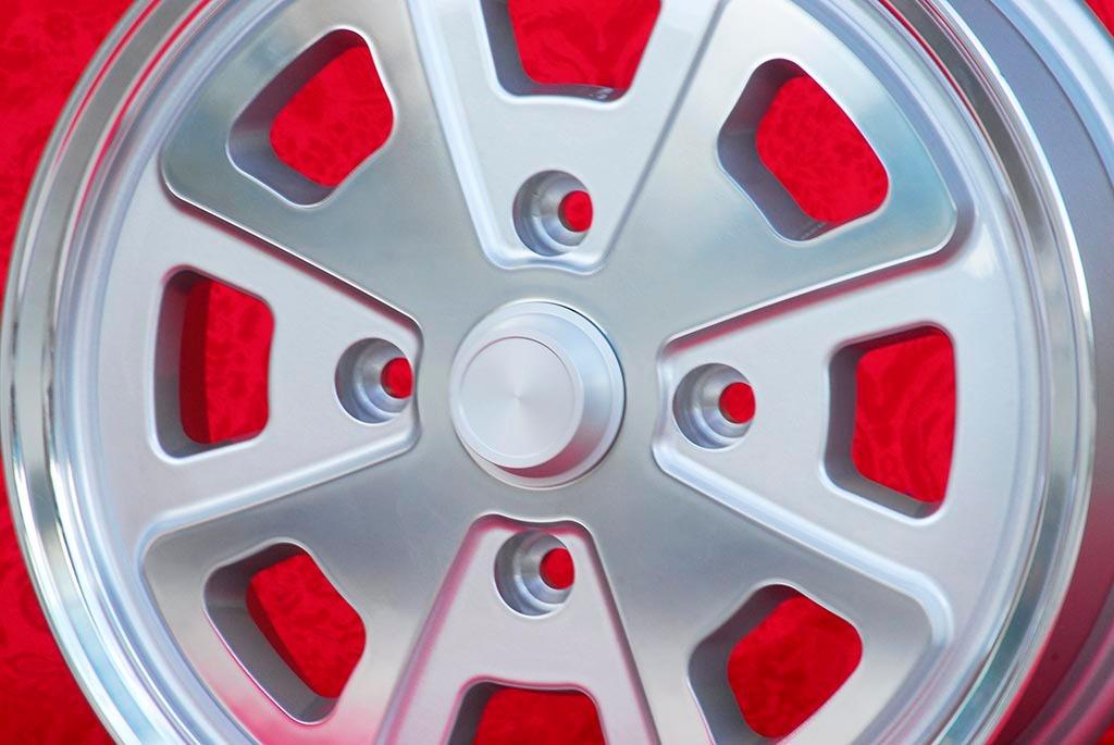 1 pc. jante Porsche Volkswagen Babyfuchs 5.5x15 ET LesAnciennes.com