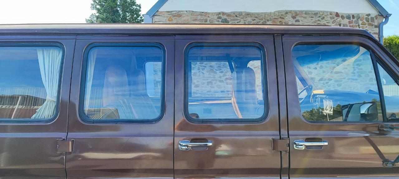 FORD E 150 Econoline VAN - 1980 LesAnciennes.com