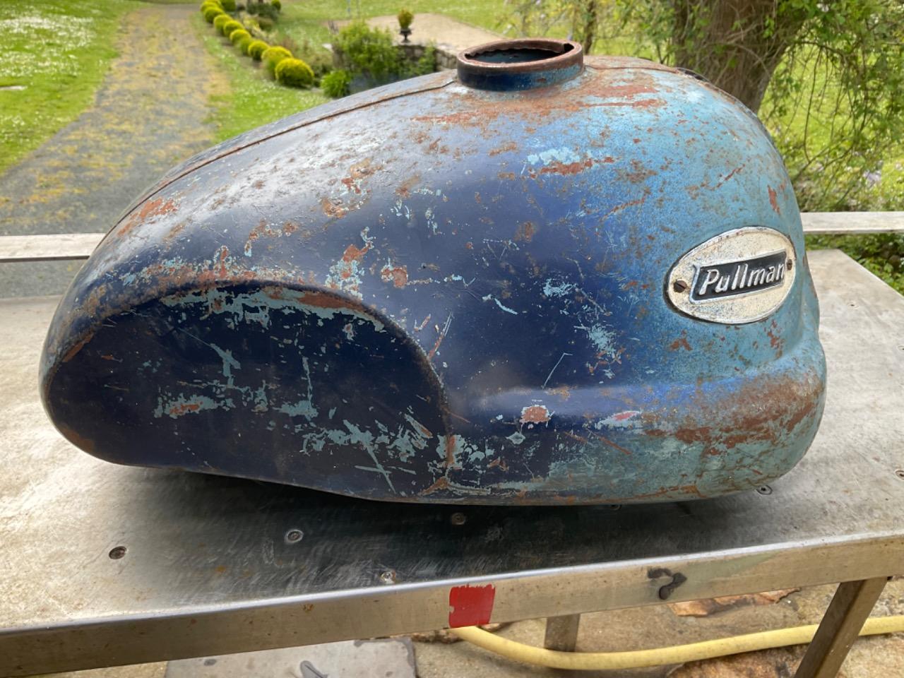 Pièces MONET GOYON PULLMAN 125 cc PROD. DE 1955 A LesAnciennes.com