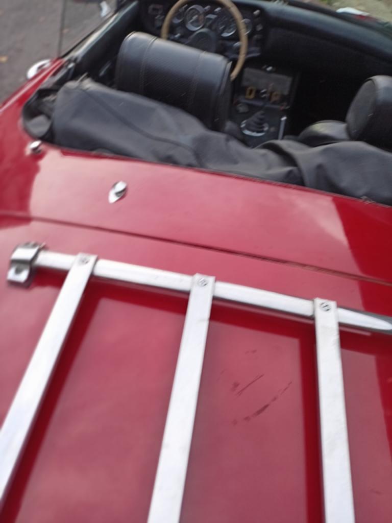 MG MGB - 1971 LesAnciennes.com