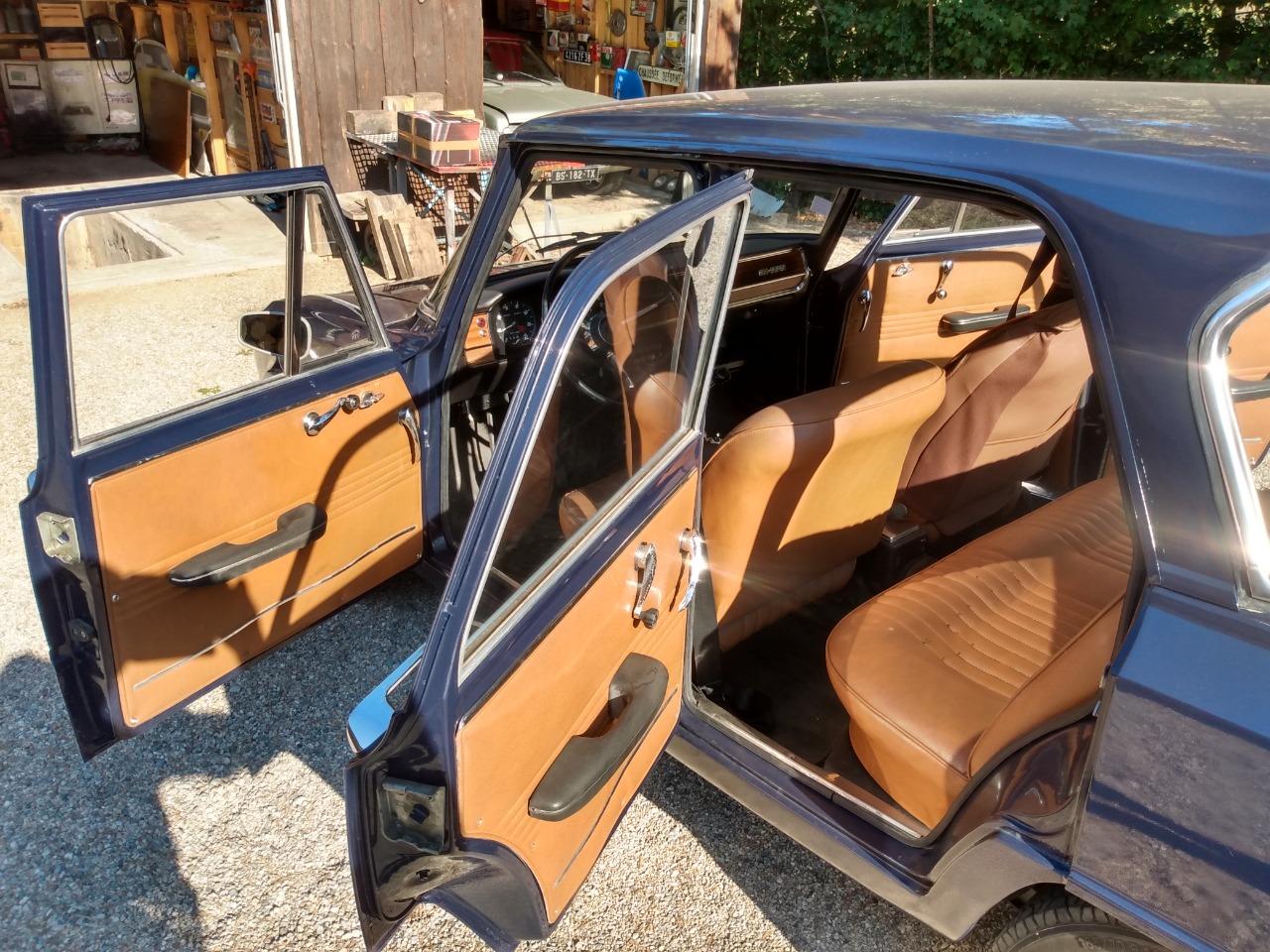 ALFA ROMEO Giulia 1300 super - 1971 LesAnciennes.com