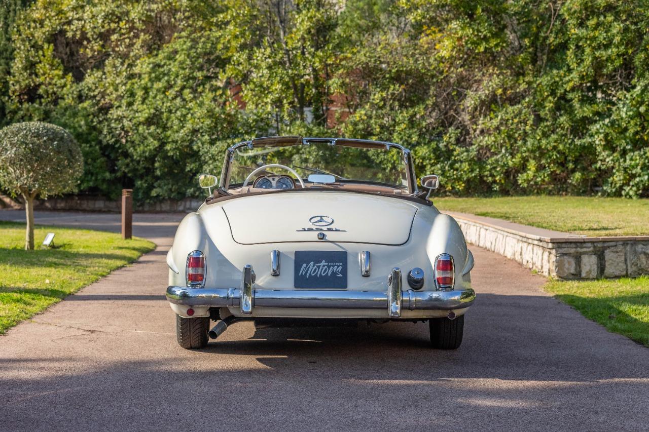 MERCEDES 190 SL - 1957 LesAnciennes.com