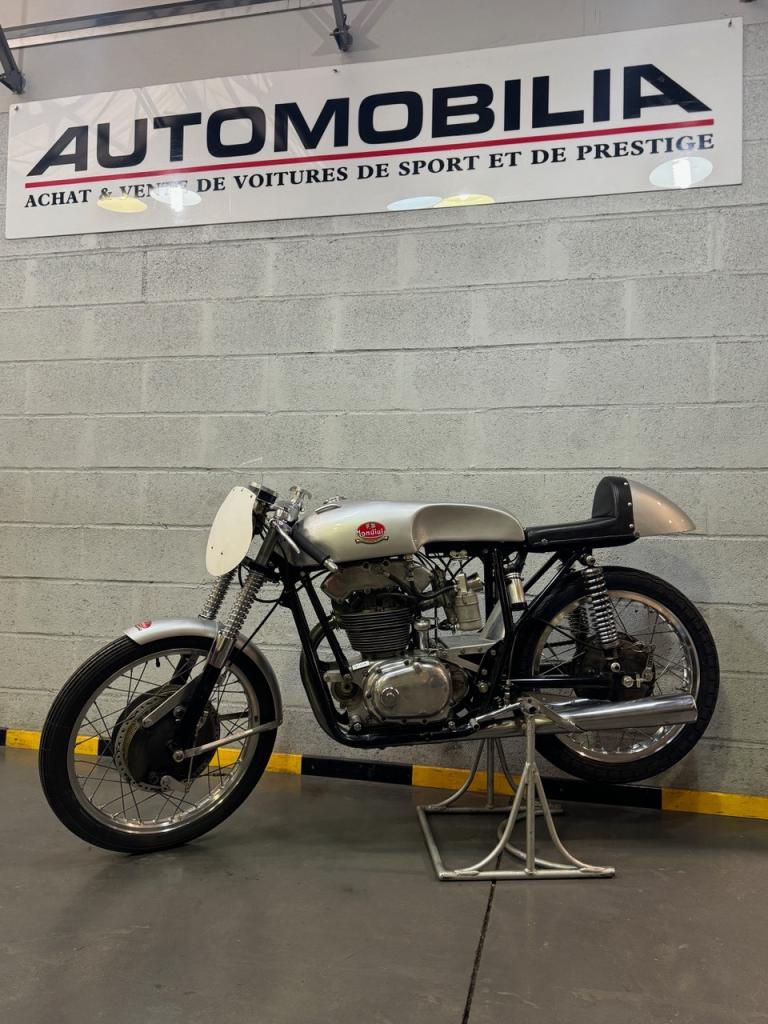 MONDIAL 250 bialbero - 1956 LesAnciennes.com