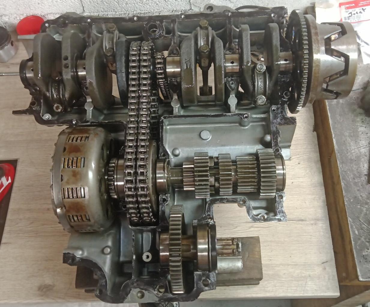 HONDA CB 750 Four K2 - 1973 LesAnciennes.com