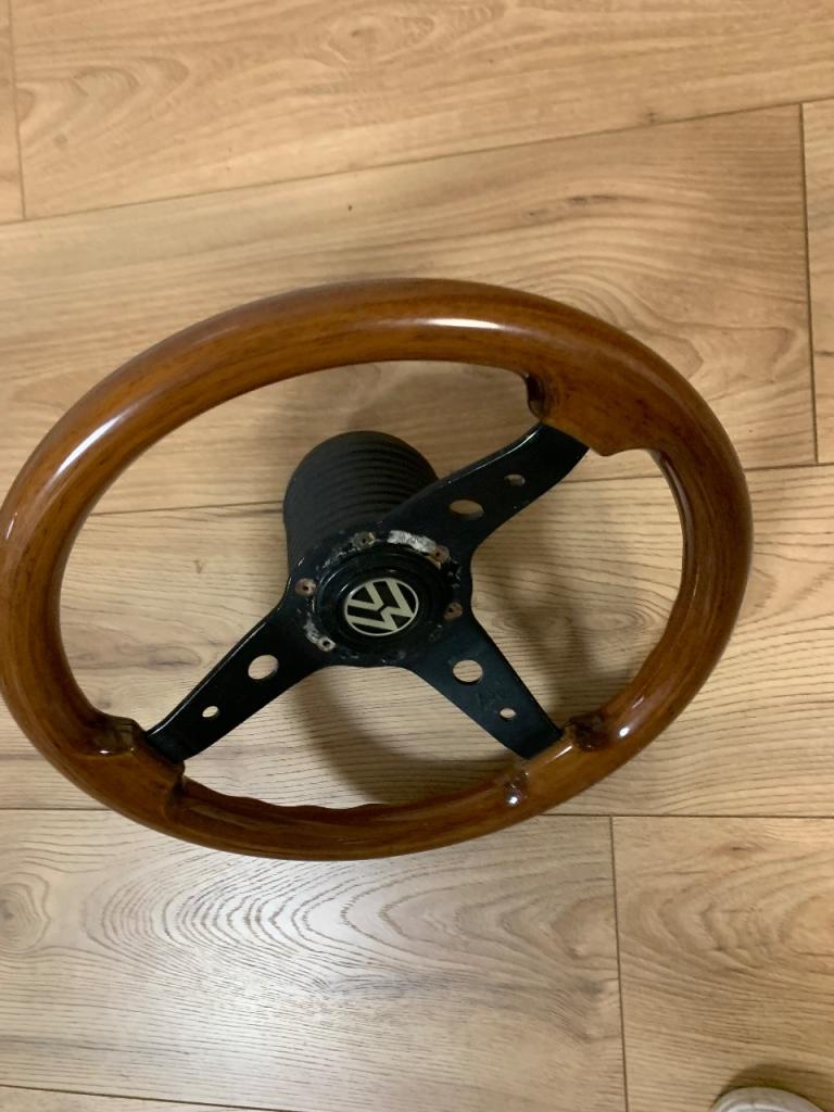 Volant VOLKSWAGEN Golf LesAnciennes.com