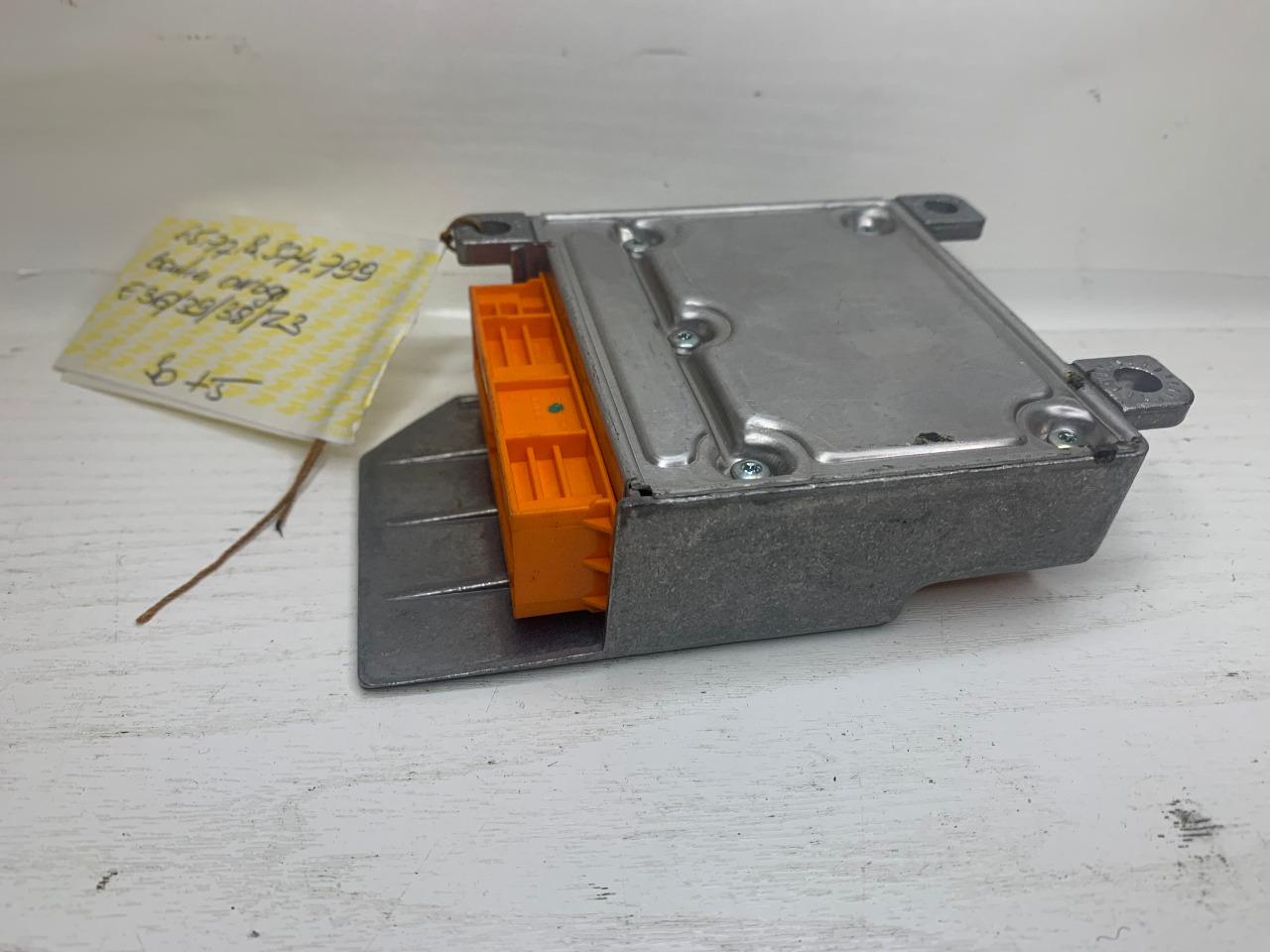 Boitier ABS BMW E36/39/38/Z3-65.77.8.374.799 LesAnciennes.com