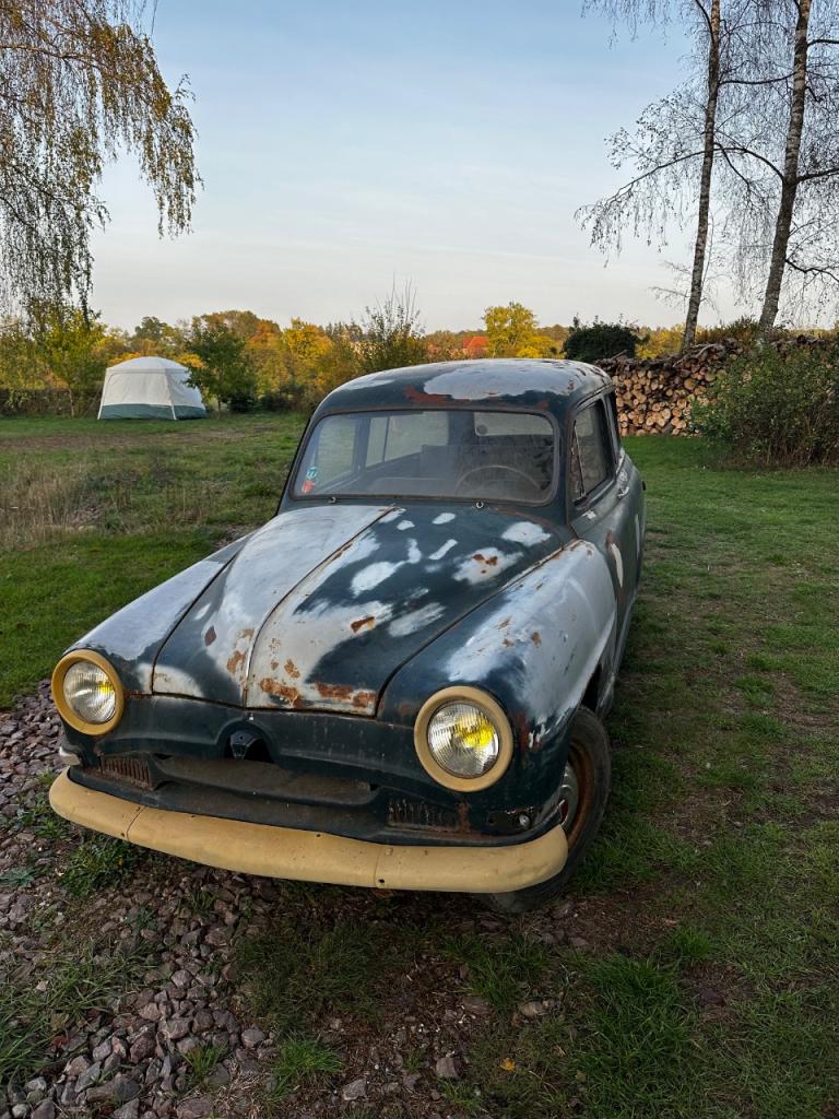 SIMCA Aronde Châtelaine canadienn - 1955 LesAnciennes.com
